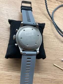 titanove hodinky OMP v limitovanej edicii - 6