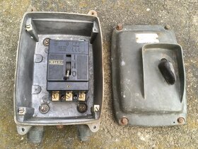 Zásuvky a istič 380V - 6