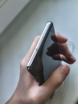 8/128GB Samsung S10+ - 6