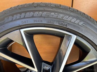 VEGA orig.skoda Superb3V 5x112 8j x19 ET 45 VW 225 45 R1 - 6