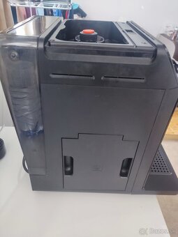 Predám plne funkčný plno automatický kávovar Krups EA89 - 6