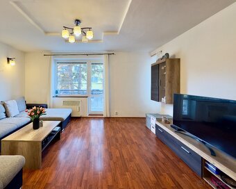 Na Predaj 2-izbový byt balkón + loggia - 6