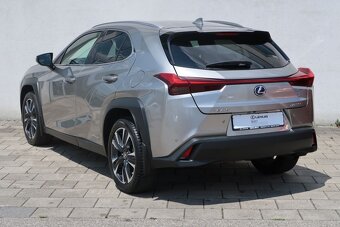 Lexus UX 250h Hybrid 135 kW (184 PS) - 6