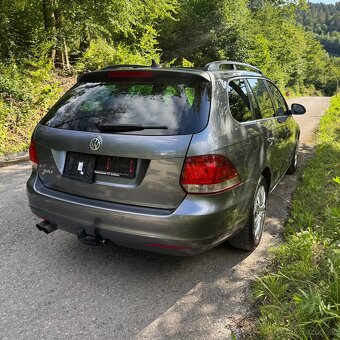 Volkswagen Golf 2.0 TDi 103kW - 6