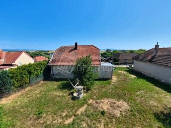 Krásny pozemok so všetkými IS situovaný v slepej ulic… - 6