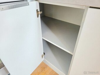 Kuchynská linka včetně spotřebičů - 6