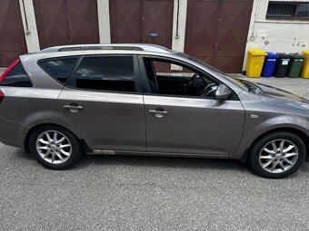 Kia ceed 1,6 DIESEL - 6
