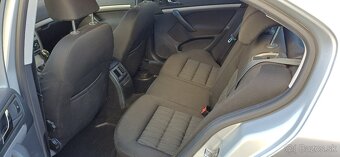 Octavia 2 sedan 2.0tdi m6 - 6