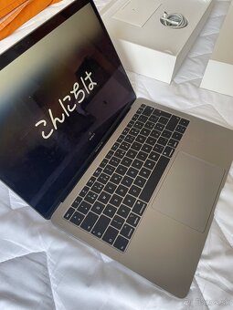 13palcovy MacBook Air, 2019 - 6