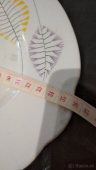 Veľké oválne porcelánové taniere a pokrievka - 6