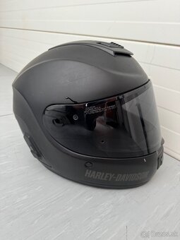 Helma Harley-Davidson so zabudovaným komunikátorom Bluetooth - 6