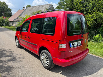 VW Caddy 1.6TDI - nové v ČR - provoz 9/2013 - 6