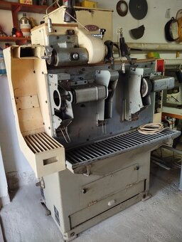 Obuvnicky kombinovaný stroj - 6