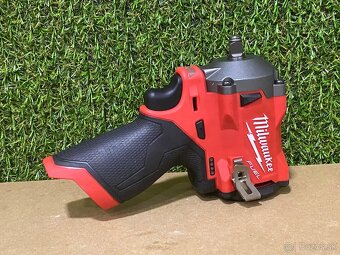 MILWAUKEE M12 FIw38 FUEL™ 1/2” Aku rázový uťahovák - 6