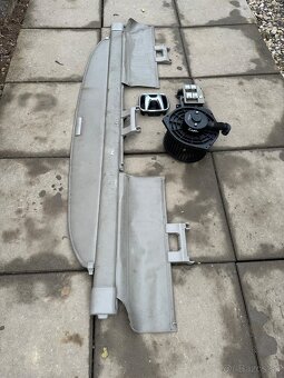 Predám kapota svetlo Bixenon Ventilátor HONDA FRV FR-V 2005- - 6