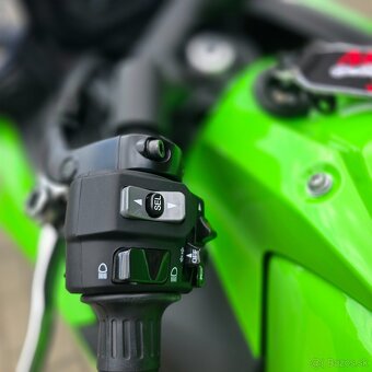Kawasaki Ninja 650 2025 KRT - iba 360 km - 6