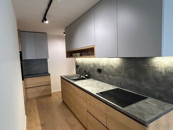 MODERNÝ 2i BYT v NOVOSTAVBE PANORAMA - 2x PARKING - 6