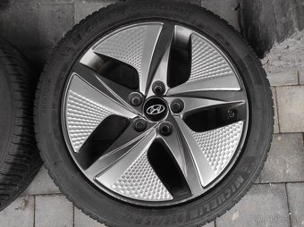 Zimná sada 17" 5x114,3 Hyundai Ioniq 225/45 R17 - 6