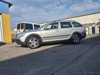 Škoda Octavia Scout 2.0tdi - 6