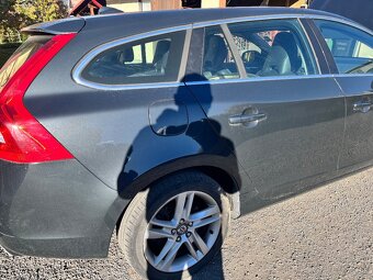 Volvo V60 D6 Plugin Hybrid AWD - 6