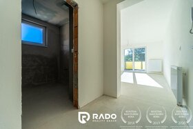 RADO | Nový 2 - izbový byt s vlastným kúrením a parkovacím m - 6