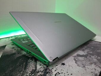 Hliník:💻 Medion® | 17.3" IPS FHD | i5-10210U | 8GB | 256GB - 6