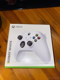 Xbox Wireless Controller - 6