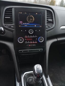 Renault Megane 2018 - 6