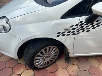 Predám Fiat Punto Rv 2011 , 1.majitel - 6