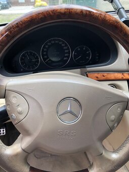 Mercedes benz - 6