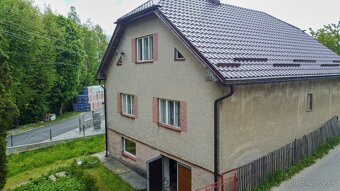 Na predaj priestranný 5-izbový rodinný dom v Kline - 6