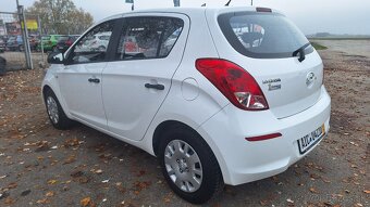 HYUNDAI I20 1.2 BENZ 5DV - 6