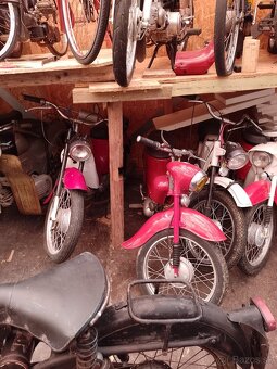 Rozpredám zbierku motoriek - 6