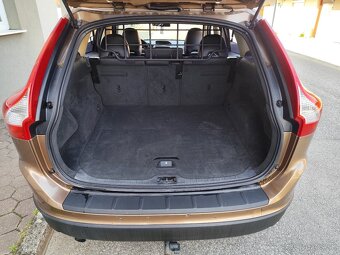 Volvo XC60 2.4 4x4 - 6