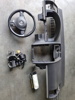 Rozpredam Touran 1.6 tdi - 6