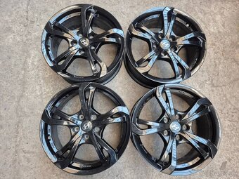 5x114,3 r17 ET47 x 7J elektróny HYUNDAI - 6