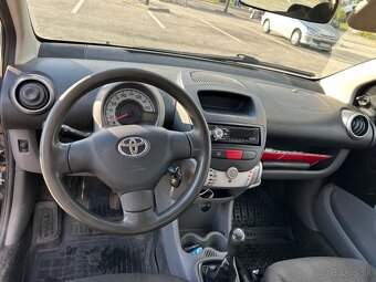 Toyota Aygo - 6