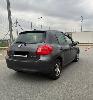 AURIS 1,4 benzin - 6