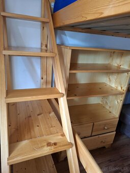 Poschodová posteľ Ráchel s policovými schodmi a skrinkou - 6