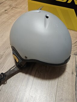 Lyžiarska prilba - 6