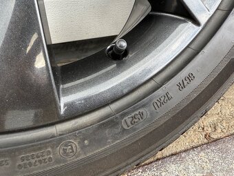 ORIGINAL ŠKODA OCTAVIA 3 5x112 R17 225/45 R17 ZIMA - 6