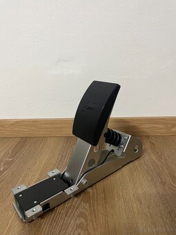 Rozpredám alebo predám Playseat trophy + príslušenstvo - 6