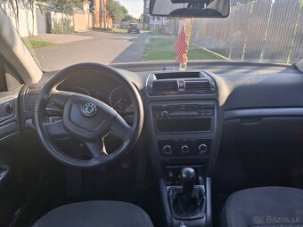 Predam škoda octavia 2 facelift 1.6tdi 77kw - 6