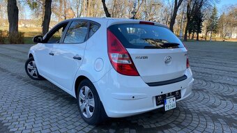 Hyundai i30 1,4(16v77kw) - 6