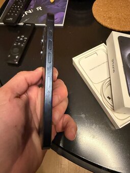 Iphone 15pro 256gb - 6