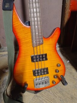 Ibanez basa + laney aparatura - 6