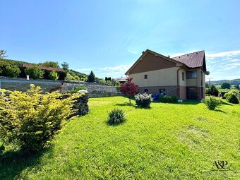 4 IZBOVÝ RD S GARÁŽOU, POZEMOK 960M2, BREZOVÁ POD BRADLOM - 6