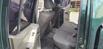 Predám Nissan navara r.v.2006 2.5l 126kw - 6