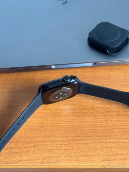 Apple Watch 10 42mm Jet Black - nové, rok záruka - 6