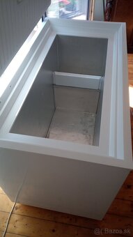 truhlicový mraziak Electrolux EC2233AOW1, 223 l, 40 dB, A+++ - 6